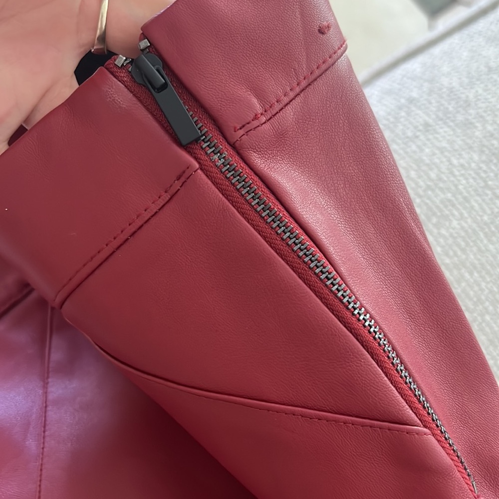Zara pleather Maroon Pants - Picture 9 of 12